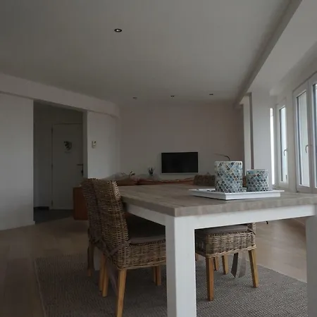 Mariakerke-bad Zeezicht * Ostende