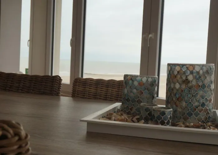 Mariakerke-bad Zeezicht 公寓 *